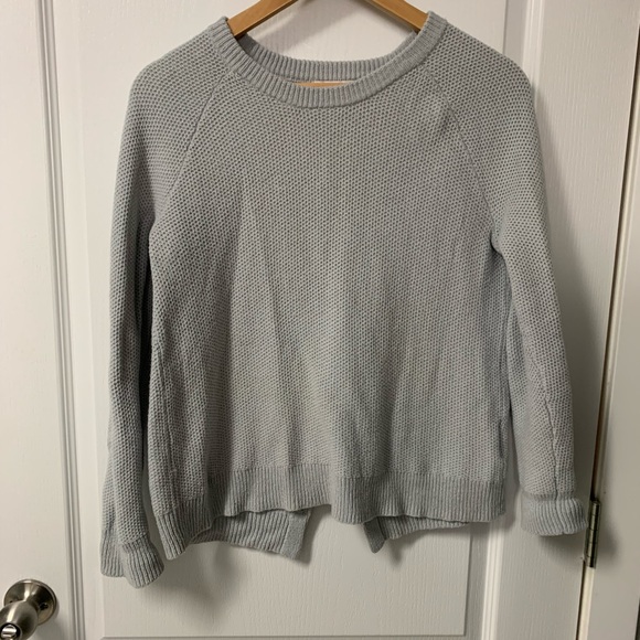 Madewell Sweater - Grey - Size Small - nice detail on back. - Picture 1 of 6
